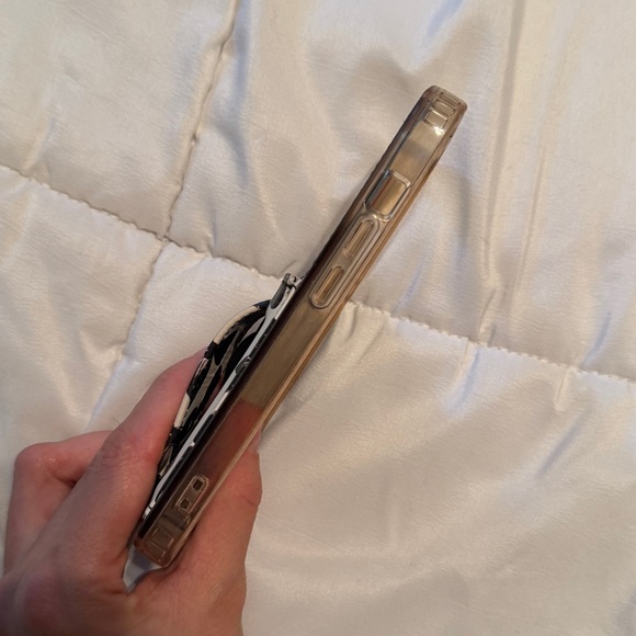 Walli iPhone 14 Pro case 🎀 - Picture 2 of 4